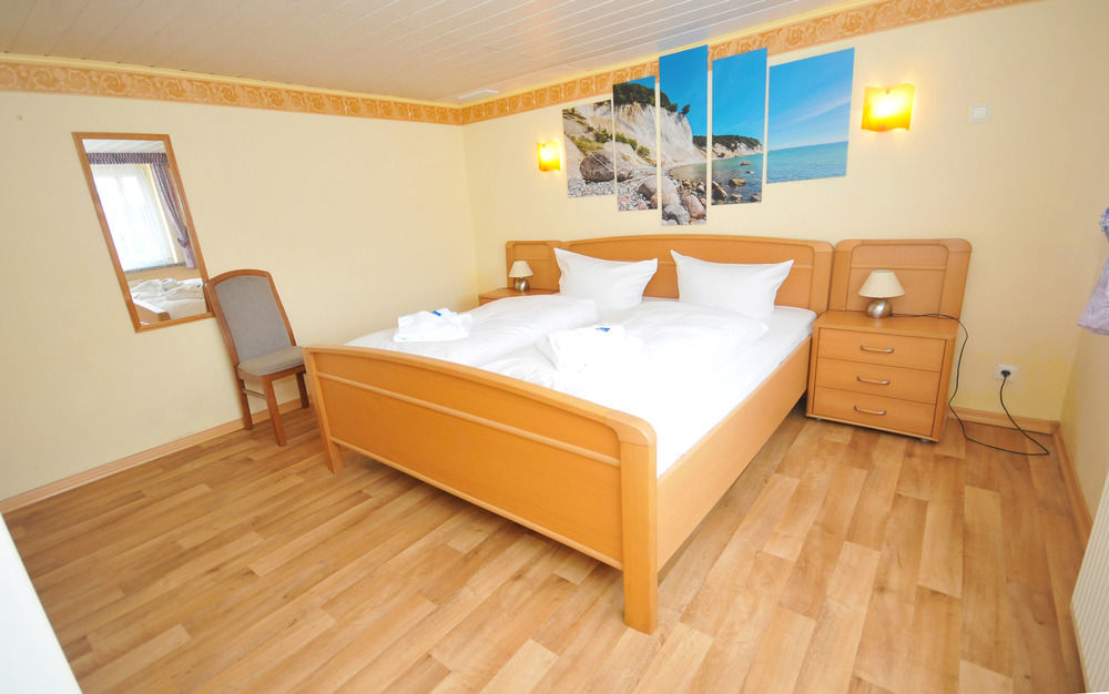 Ferienhus Baabe Fewo 01 Terrasse, Sauna- Und Schwimmbadnutzung Im Ahoi Sellin Bagian luar foto