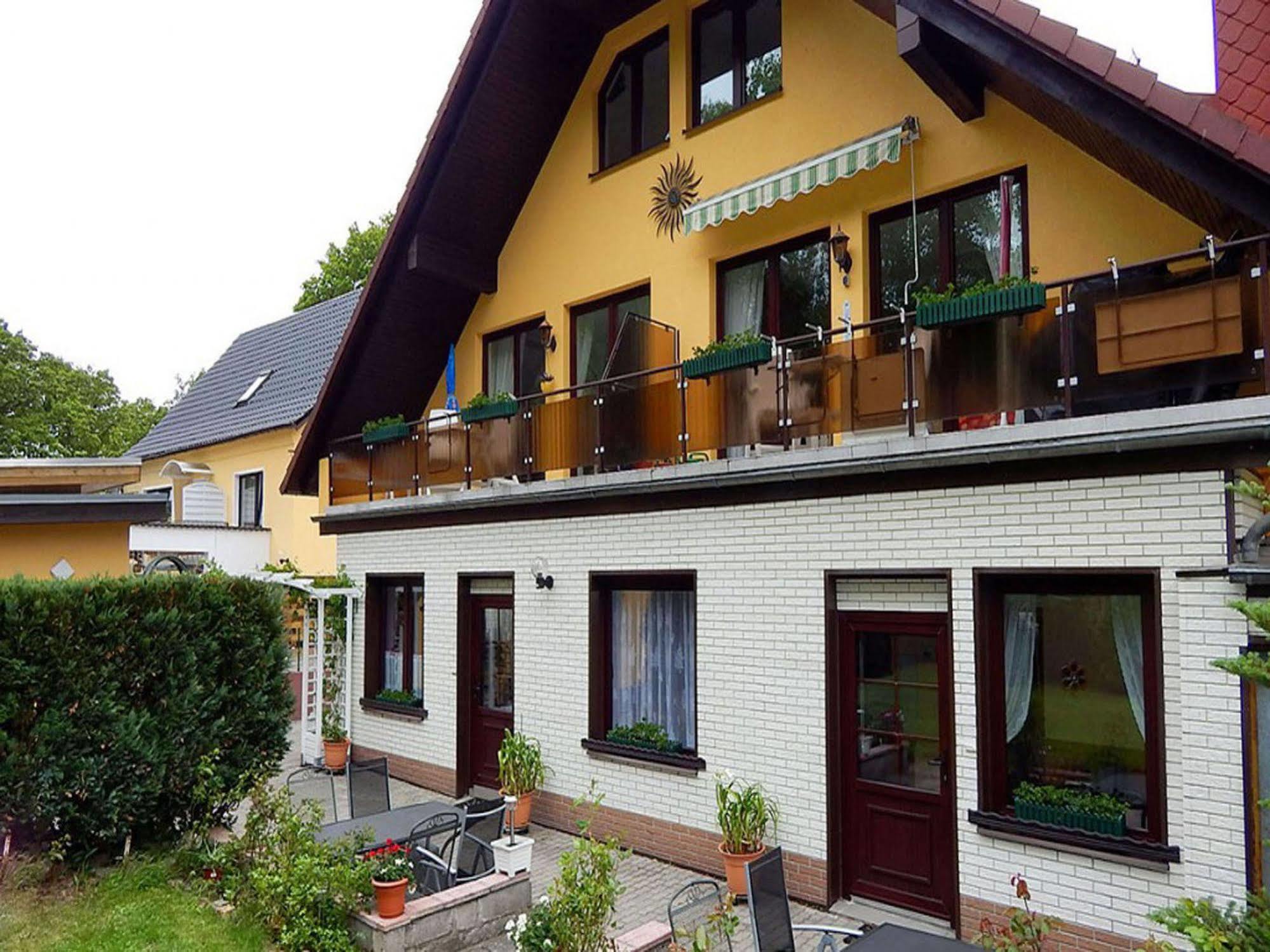Ferienhus Baabe Fewo 01 Terrasse, Sauna- Und Schwimmbadnutzung Im Ahoi Sellin Bagian luar foto