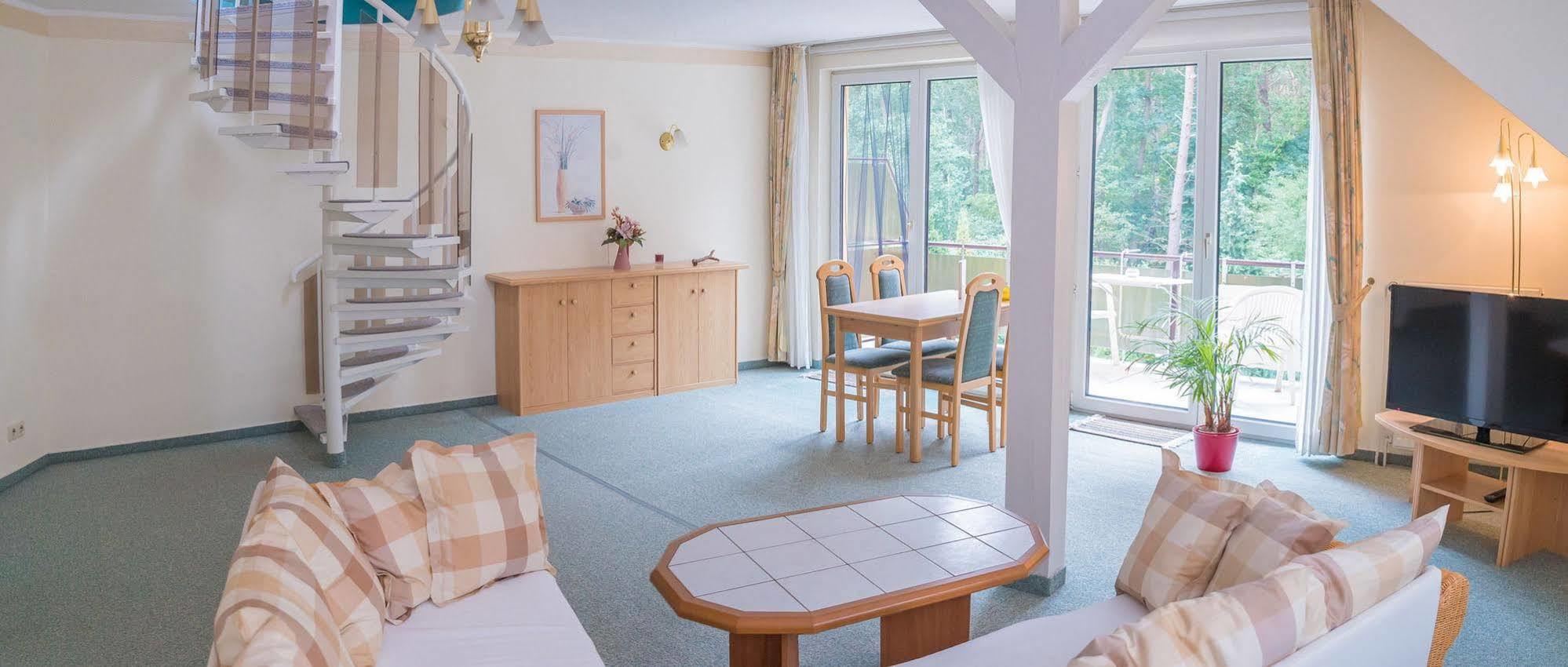 Ferienhus Baabe Fewo 01 Terrasse, Sauna- Und Schwimmbadnutzung Im Ahoi Sellin Bagian luar foto